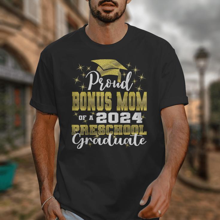 Proud Bonus Mom Of Pre School Graduate 2024 Graduation Bonus Unisex T-Shirt