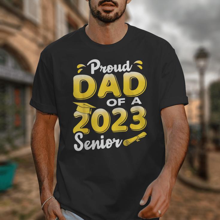 Proud Dad Of A 2023 Senior Graduation Unisex T-Shirt