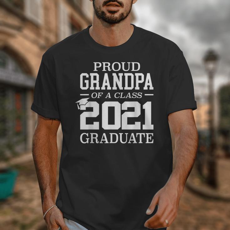 Proud Grandpa Graduation Senior 21 Grad Class Of 2021 Unisex T-Shirt