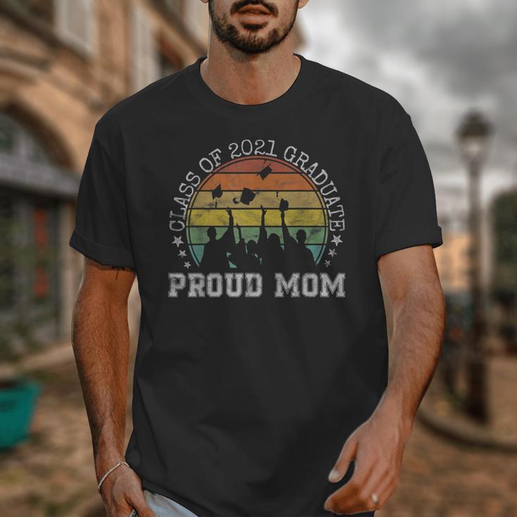 Proud Mom Of a Class Of 2021 Graduate Senior 21 Graduation Unisex T-Shirt