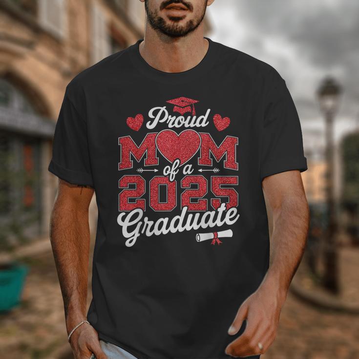 Proud Mom Of a Class Of 2025 Graduate Senior Graduation Unisex T-Shirt