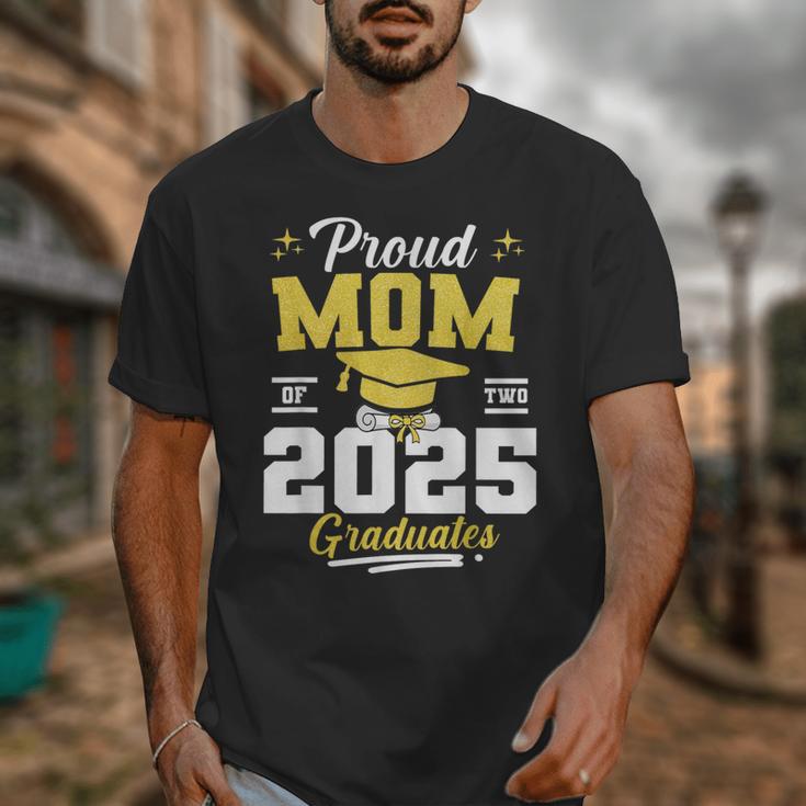 Proud Mom Of Two Class Of 2025 Graduates Twins Graduation Unisex T-Shirt