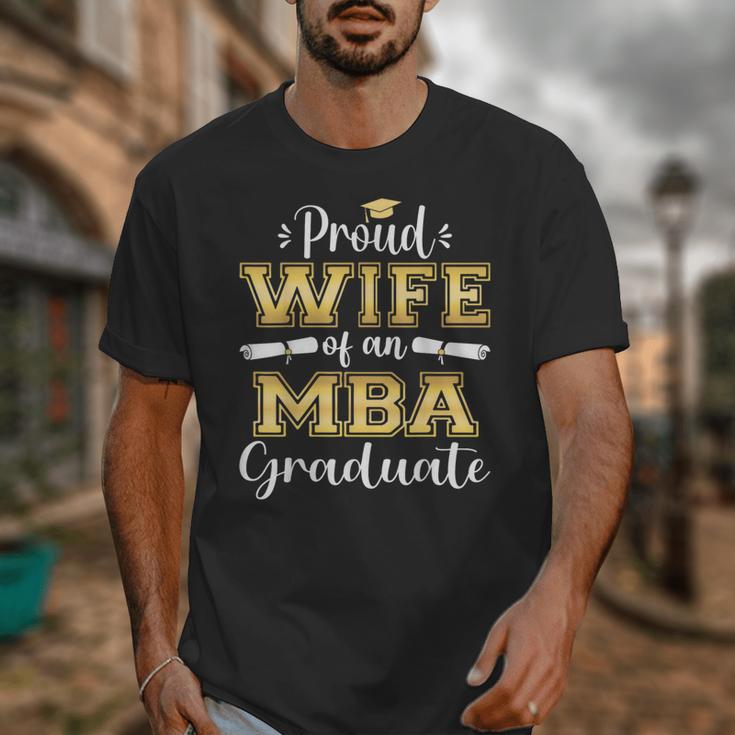 Proud Wife Of 2023 Class MBA Graduate Family Graduation Unisex T-Shirt