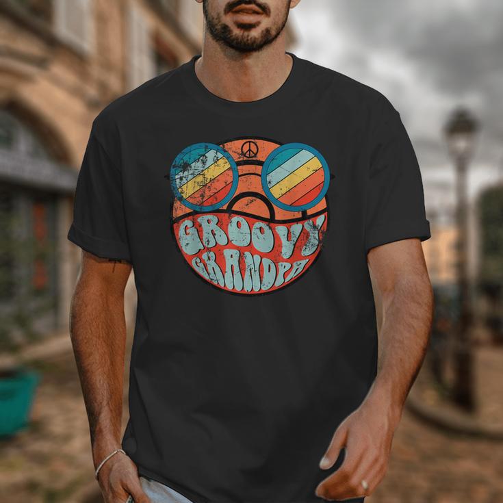 Retro 1970's Groovy Grandpa 70s Aesthetic Nostalgia Unisex T-Shirt