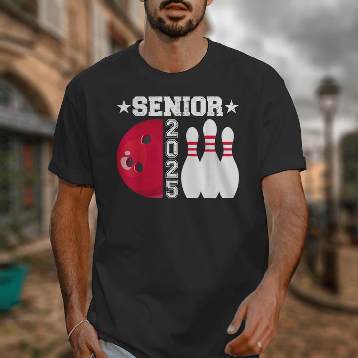 Senior 2025 Bowling Player Class Of 2025 Graduation Seniors Unisex T-Shirt