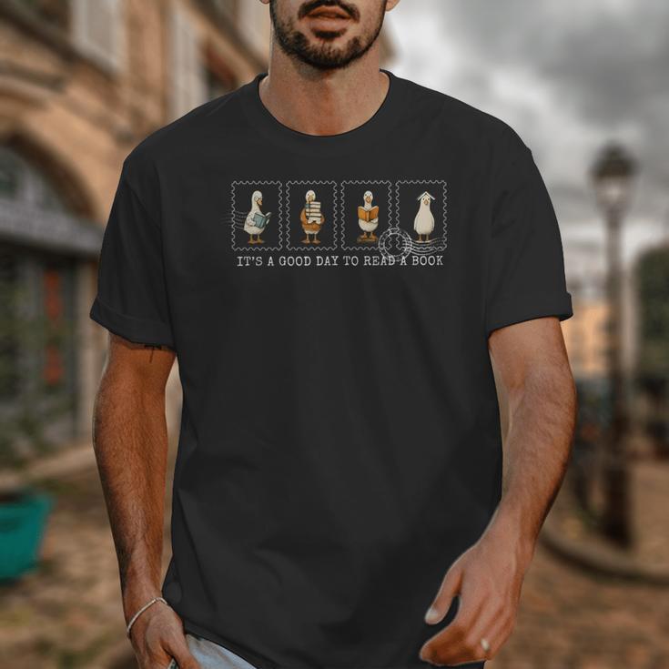 Stamp It's A Good Day To Read A Book Silly Goose Reading Unisex T-Shirt