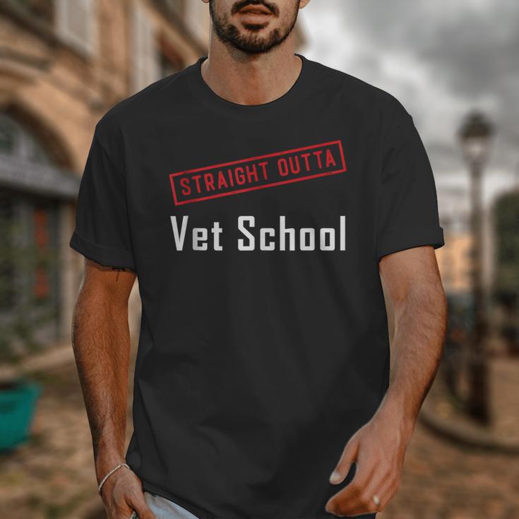 Straight Outta Vet School Graduation Veternarians I Survived Unisex T-Shirt