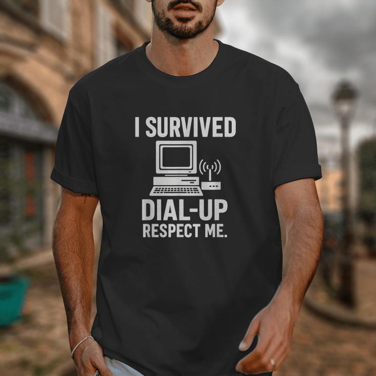 I Survived Dial-Up Internet – Retro 90s Nostalgia Unisex T-Shirt