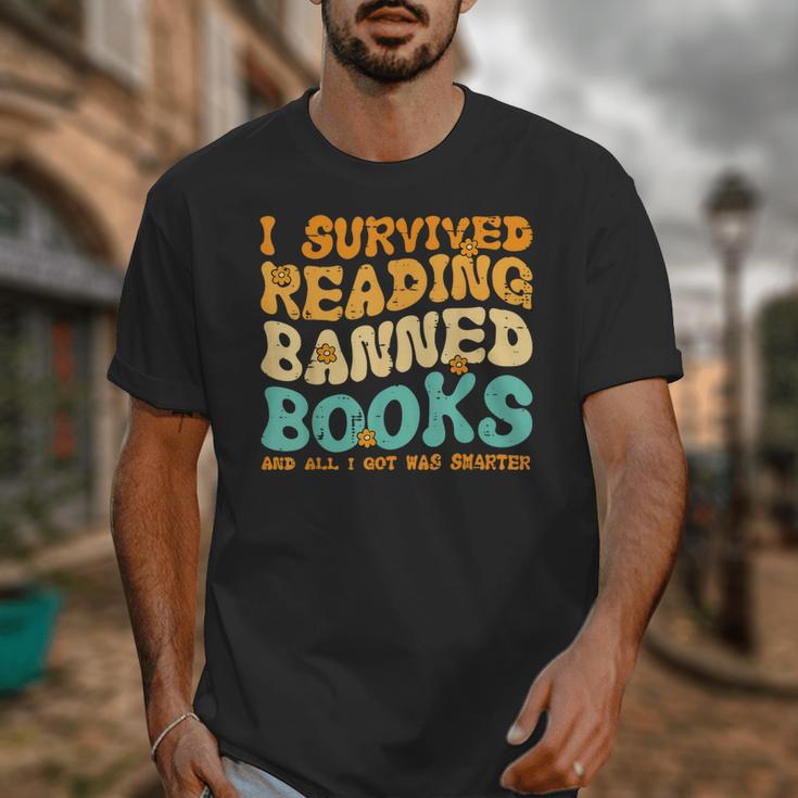 I Survived Reading Banned Books Read Librarian Men Women Unisex T-Shirt