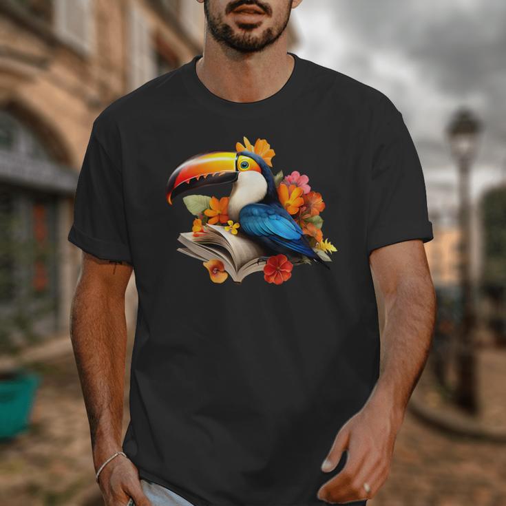 Toucan Reading Book Unisex T-Shirt