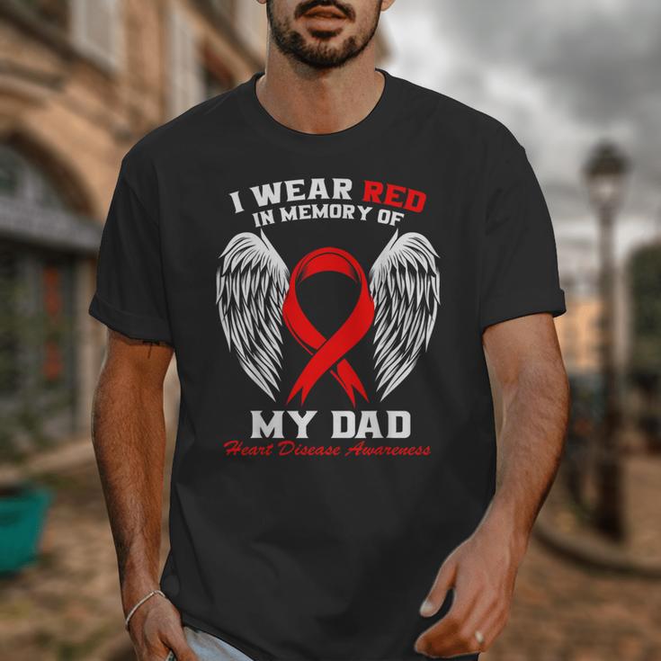 I Wear Red In Memory Of My Dad Heart Disease Awareness Month Unisex T-Shirt I Wear Red In Memory Of My Dad Heart Disease Awareness Month Unisex T-Shirt