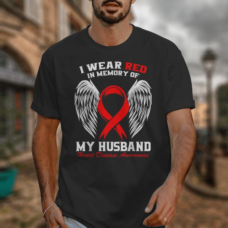 I Wear Red In Memory Of My Husband Heart Disease Awareness Unisex T-Shirt