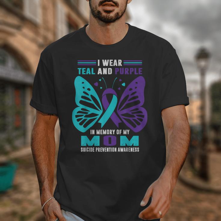 I Wear Teal And Purple In Memory Of My Mom Unisex T-Shirt