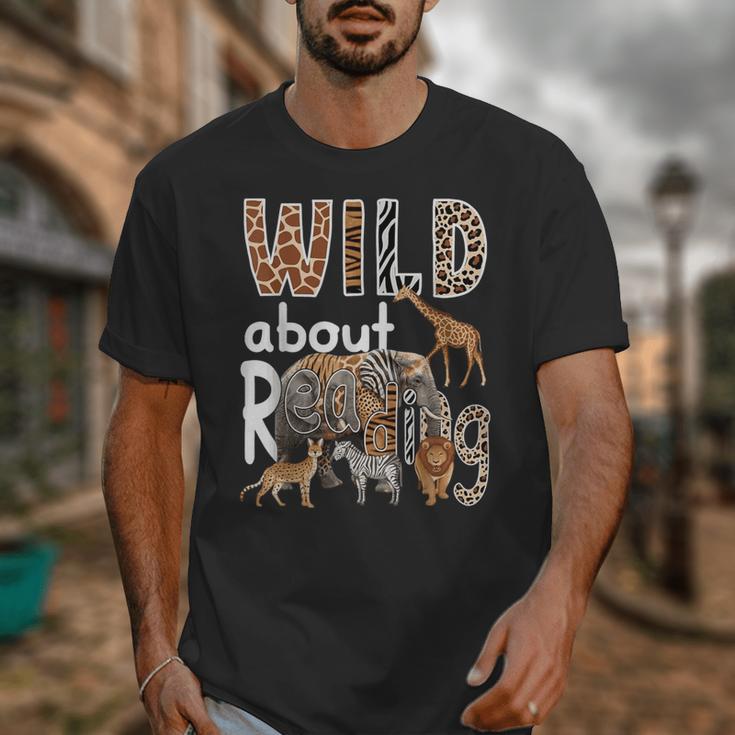 Zoo Animals Wild About Reading Books Reader Lover Librarian Unisex T-Shirt Zoo Animals Wild About Reading Books Reader Lover Librarian Unisex T-Shirt