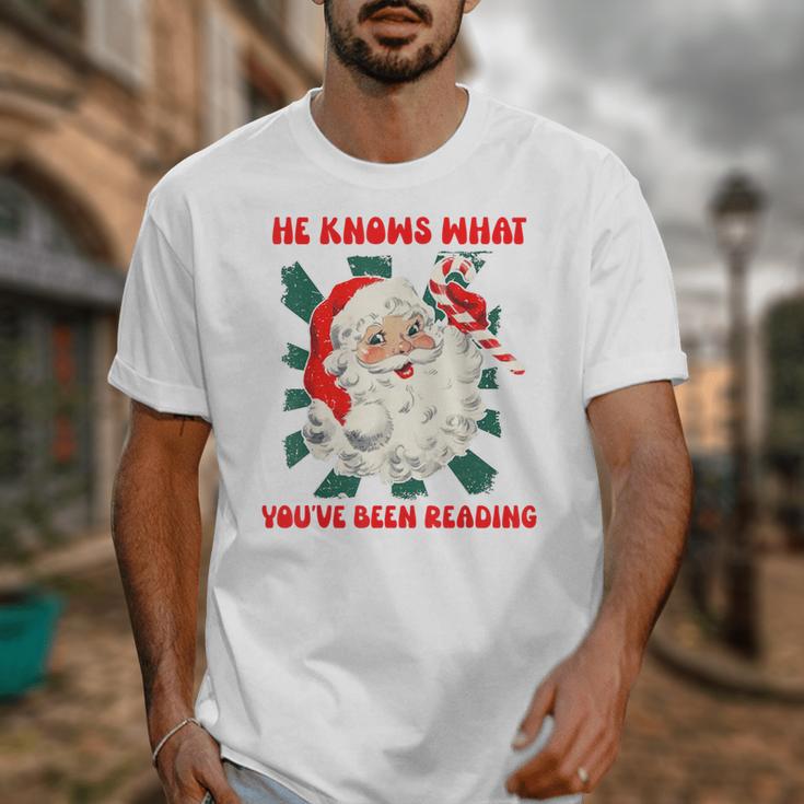 Christmas Bookish He Knows What You'Ve Been Reading Women Unisex T-Shirt