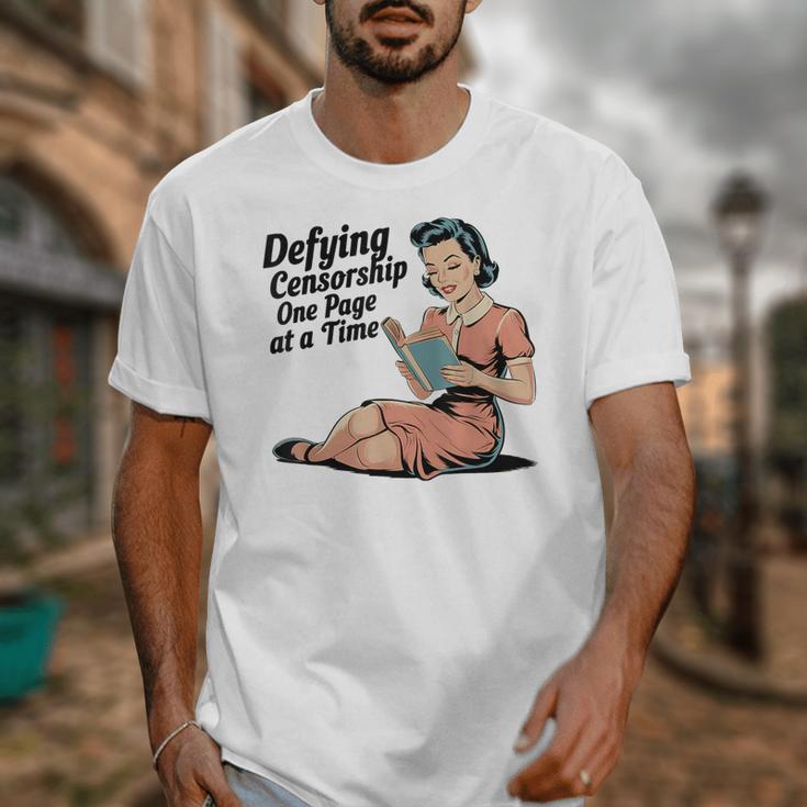 Defying Censorship One Page At a Time Read Banned Books Unisex T-Shirt