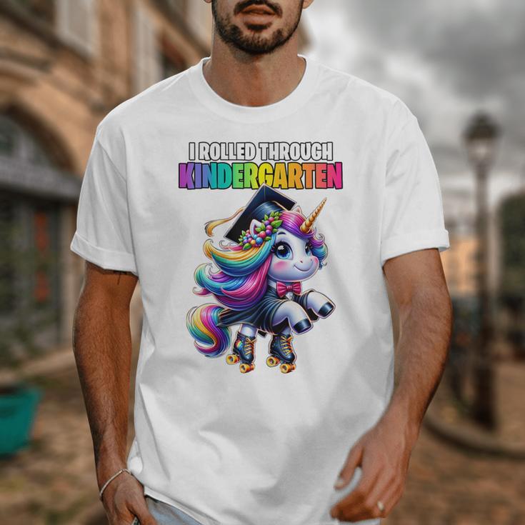 Graduation Kindergarten Unicorn Roller Skate Girls Grad Unisex T-Shirt