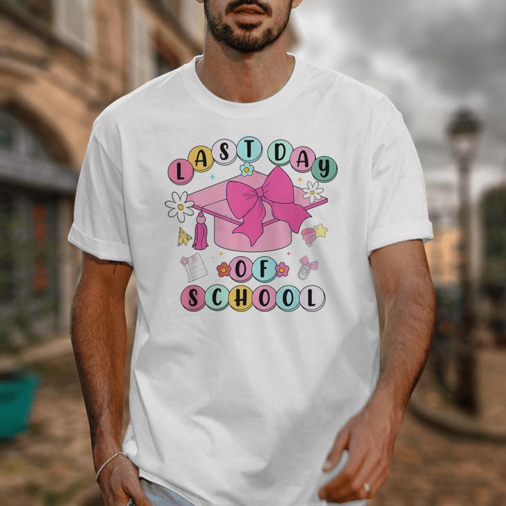 Happy Last Day Of School Coquette Bow Graduation Girls Kids Unisex T-Shirt