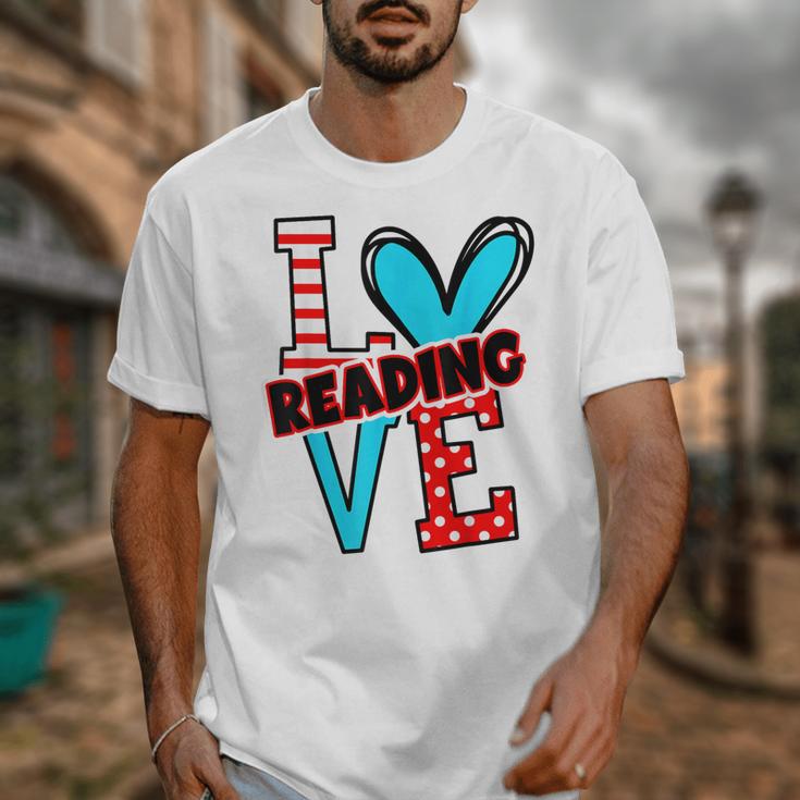 I Heart Books Love Reading Red And Stripe Animated Cat For Men Women Girls Kids Unisex T-Shirt