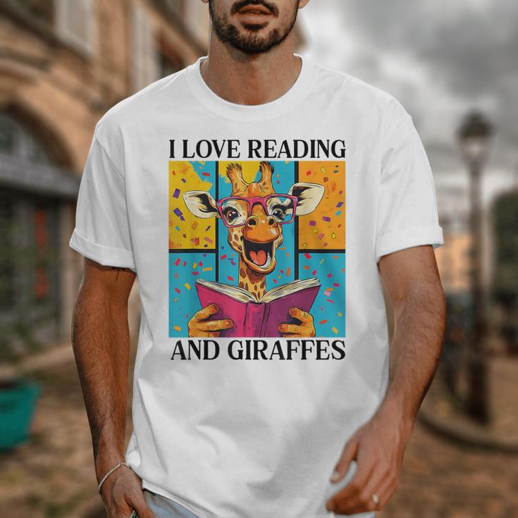 Love Reading And Giraffes Cute Giraffe Reading Book Lovers Unisex T-Shirt
