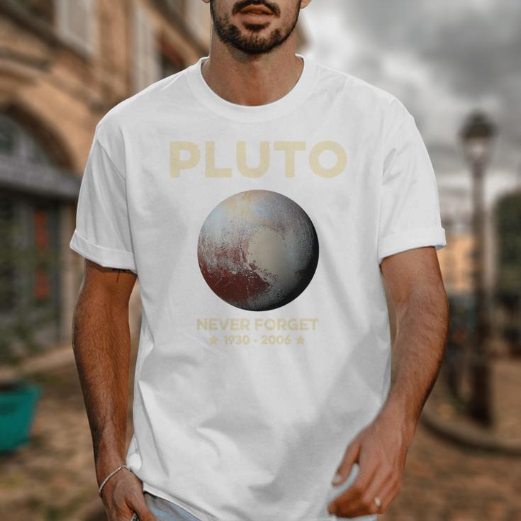 Pluto Never Forget 1930-2006 Planet Space Science Nostalgia Premium Tri-Blend Unisex T-Shirt