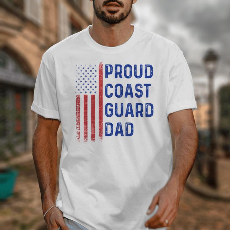 Retro Proud Coast Guard Dad Graduation Dad Usa Flag Outfit Unisex T-Shirt