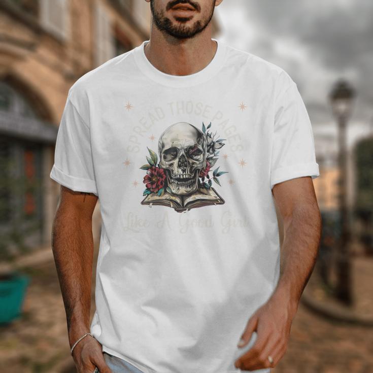 Spread Those Pages Like A Good Girl Dark Romance Smutt Books Unisex T-Shirt