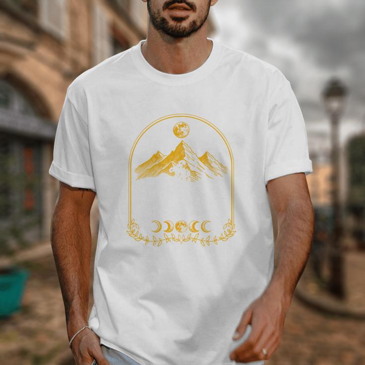 Suriel Tea Co Hot Or Cold Always Fresh Reader Book Lover Unisex T-Shirt