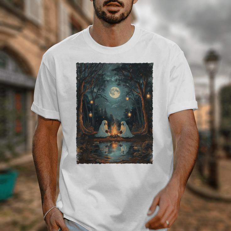 Vintage Ghost Book Reading Camping Gothic Halloween Teachers Unisex T-Shirt