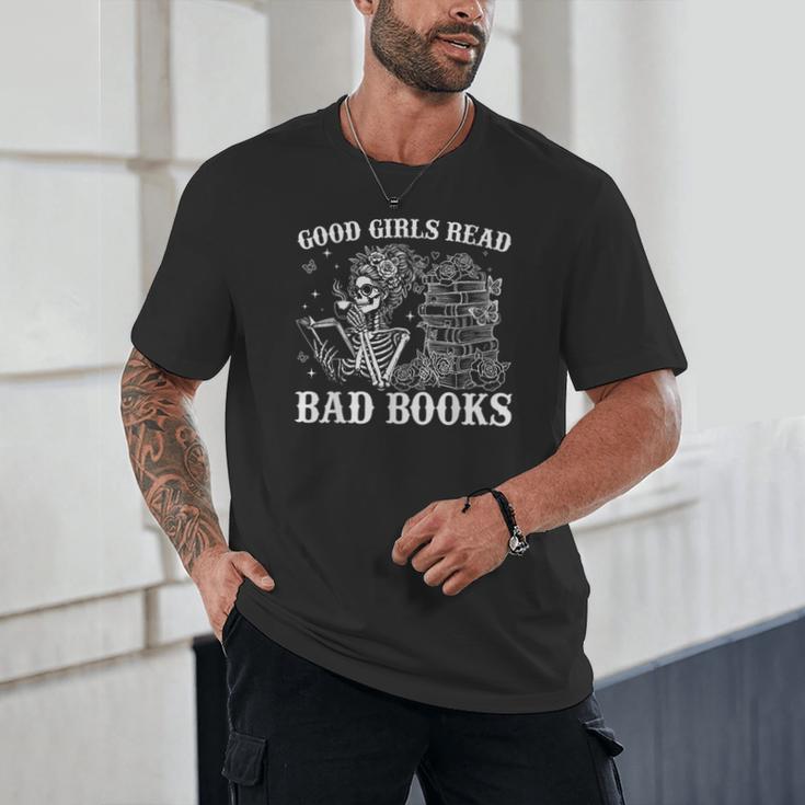 Good Girls Read Bad Books Reader Dark Romance Unisex T-Shirt