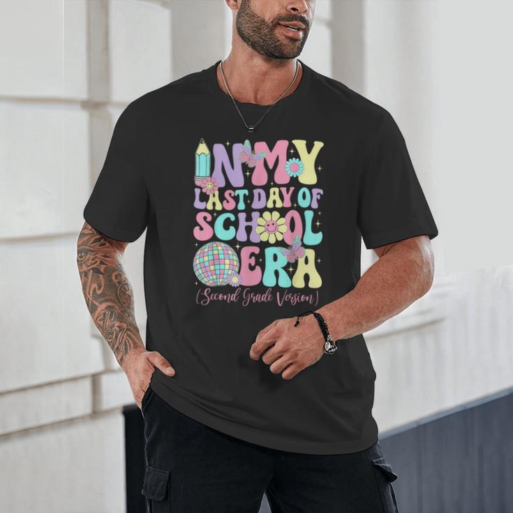 Groovy In My Last Day Of School Era Second Grade Graduation Unisex T-Shirt