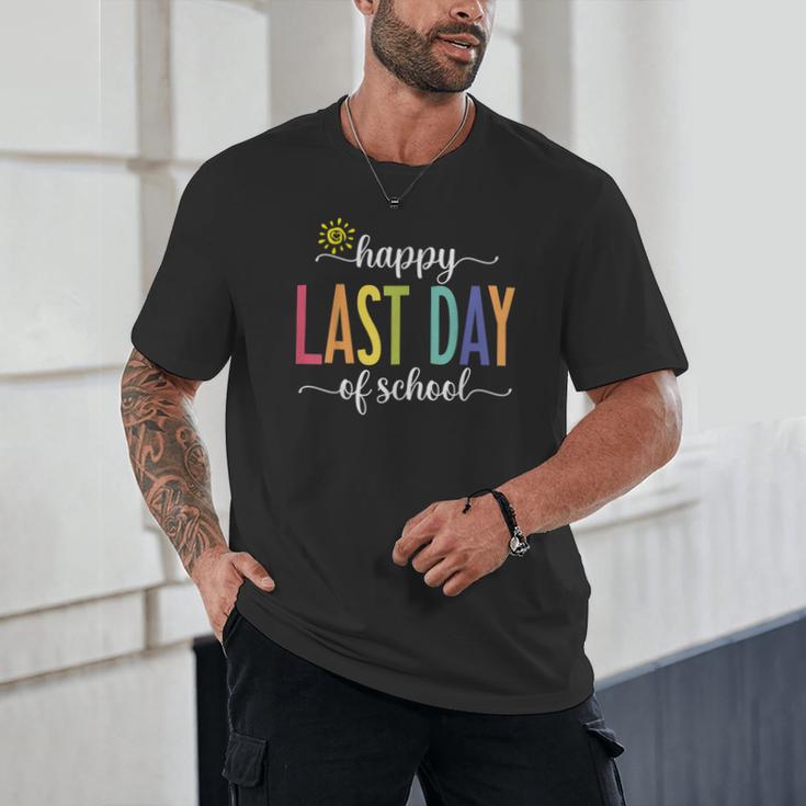 Happy Last Day Of School Women Teachers School Graduation Unisex T-Shirt
