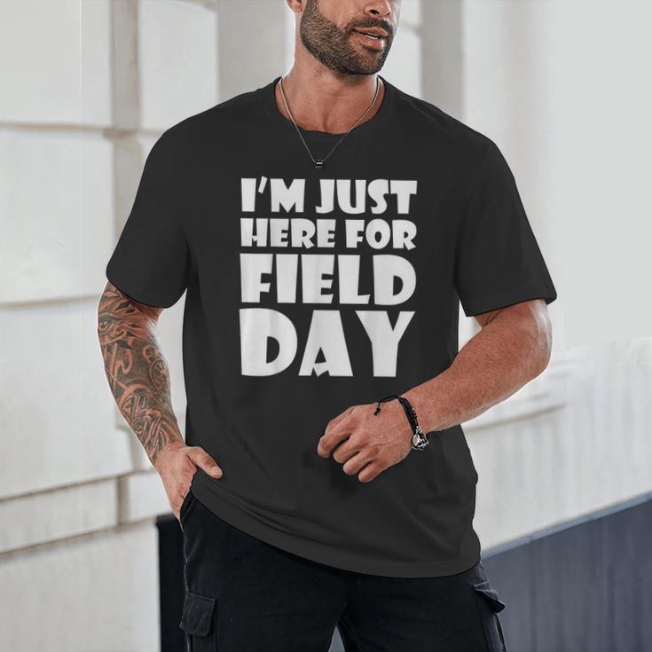 I'm Just Here For Field Day For Graduation 2018 T-Shirt Unisex T-Shirt