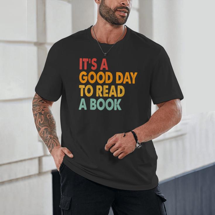 It's A Good Day To Read A Book Retro Vintage Teacher Unisex T-Shirt It's A Good Day To Read A Book Retro Vintage Teacher Unisex T-Shirt