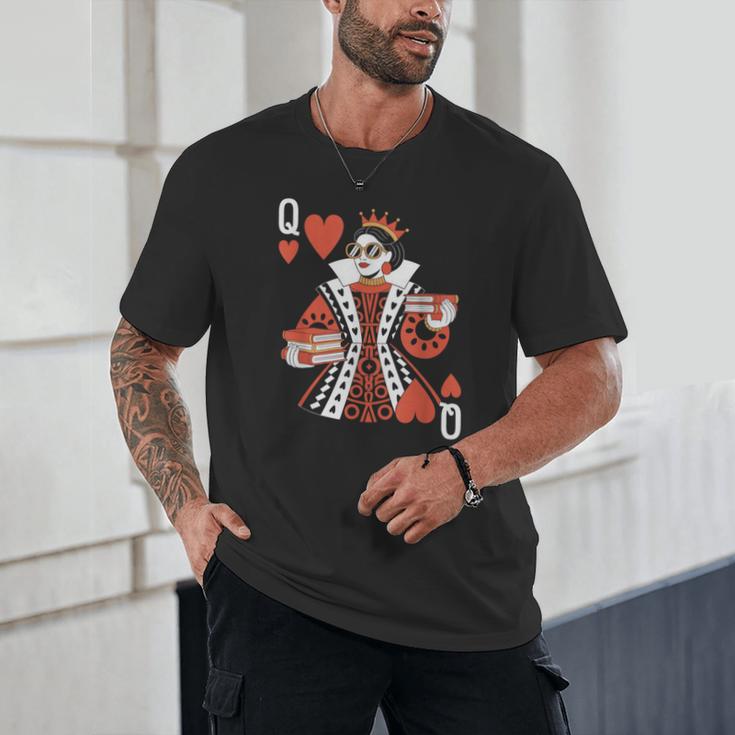 Modern Queen Of Hearts Book Lover Reading Novels Romantasy Unisex T-Shirt Modern Queen Of Hearts Book Lover Reading Novels Romantasy Unisex T-Shirt