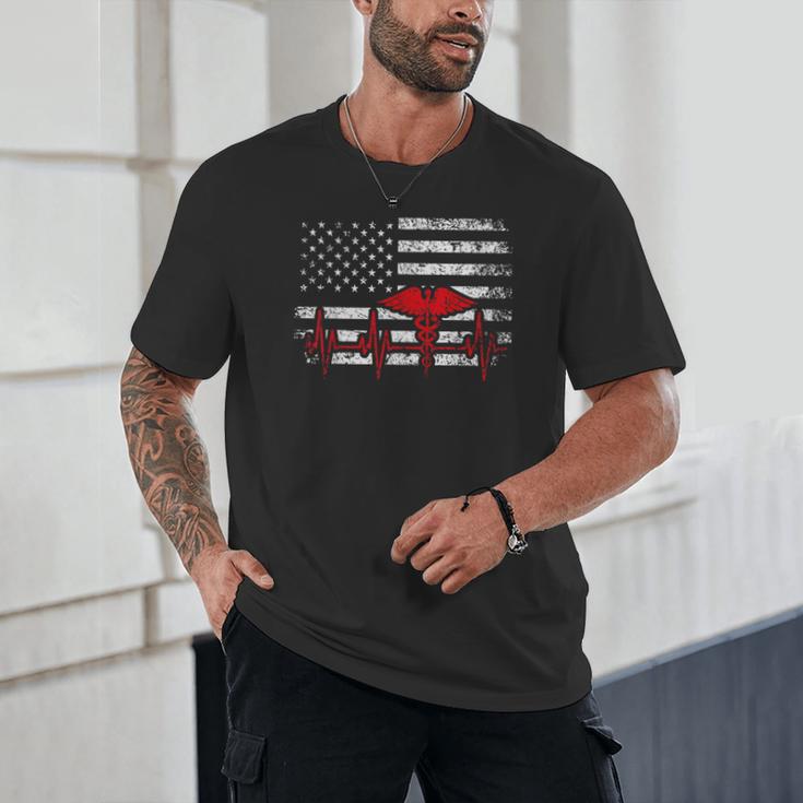 Nurse 2018 American Flag Tee Nursing School Graduation Unisex T-Shirt