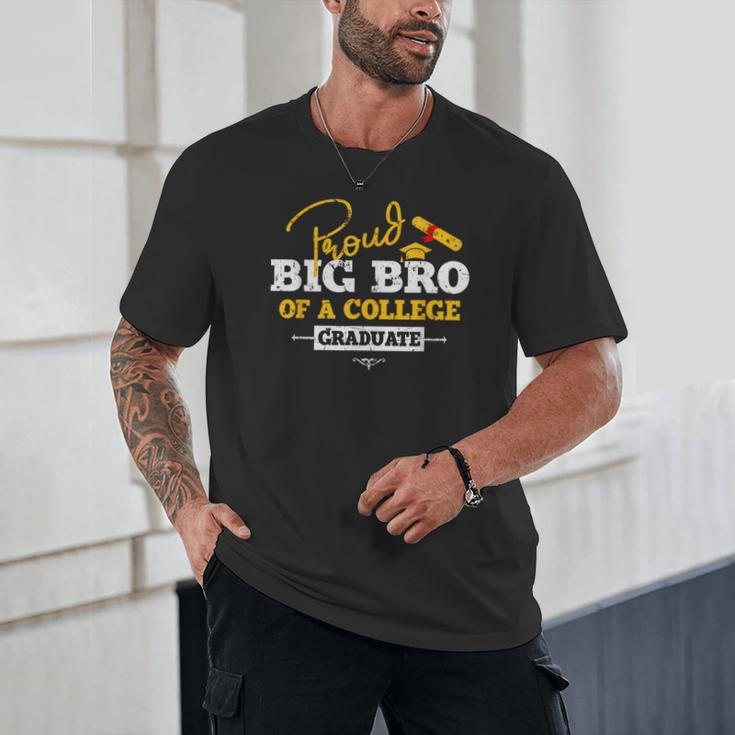 Proud Big Bro Of a College Graduate Graduation Grad Unisex T-Shirt