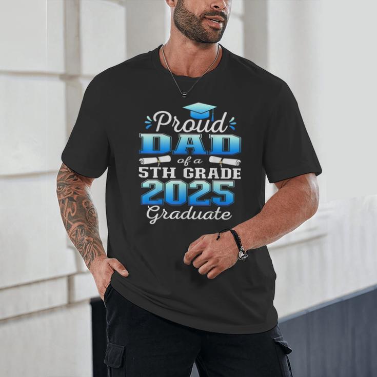 Proud Dad Of 5th Grade Graduate 2025 Elementary Graduation Unisex T-Shirt