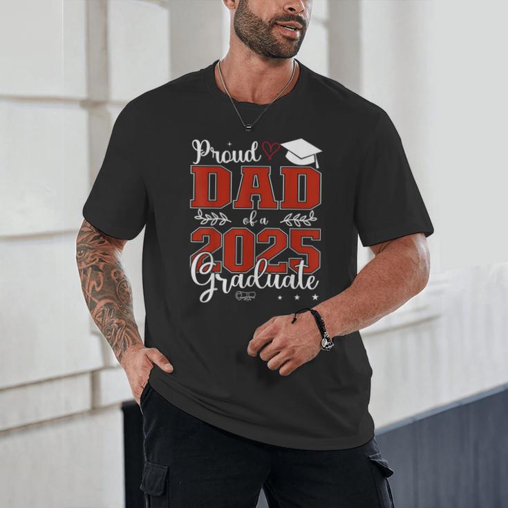 Proud Dad Of a Class Of 2025 Graduate For Graduation Unisex T-Shirt