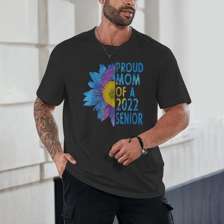 Proud Mom Of a 2022 Senior Shirt Graduation 2022 Women's Unisex T-Shirt