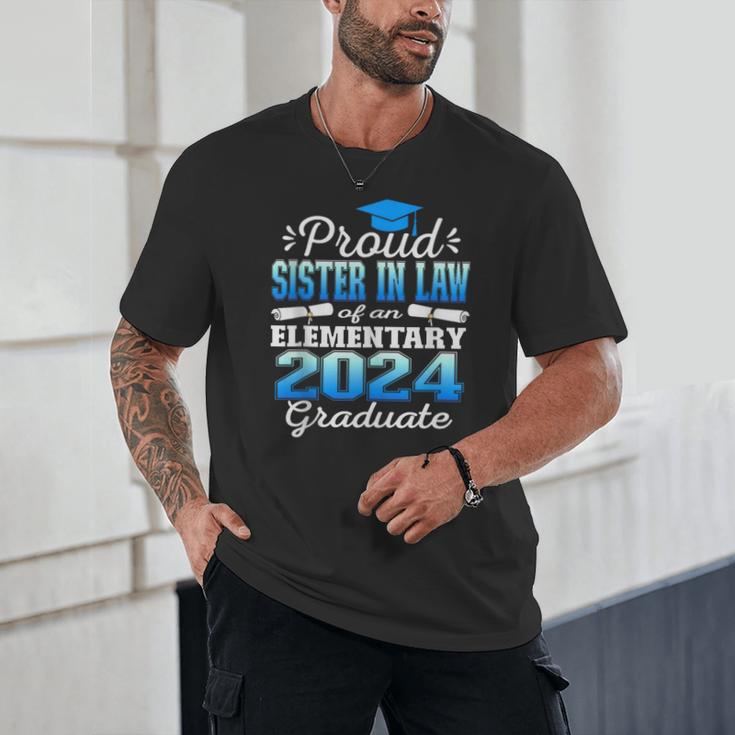 Proud Sister In Law Of 5th Grade Graduate 2024 Graduation Unisex T-Shirt