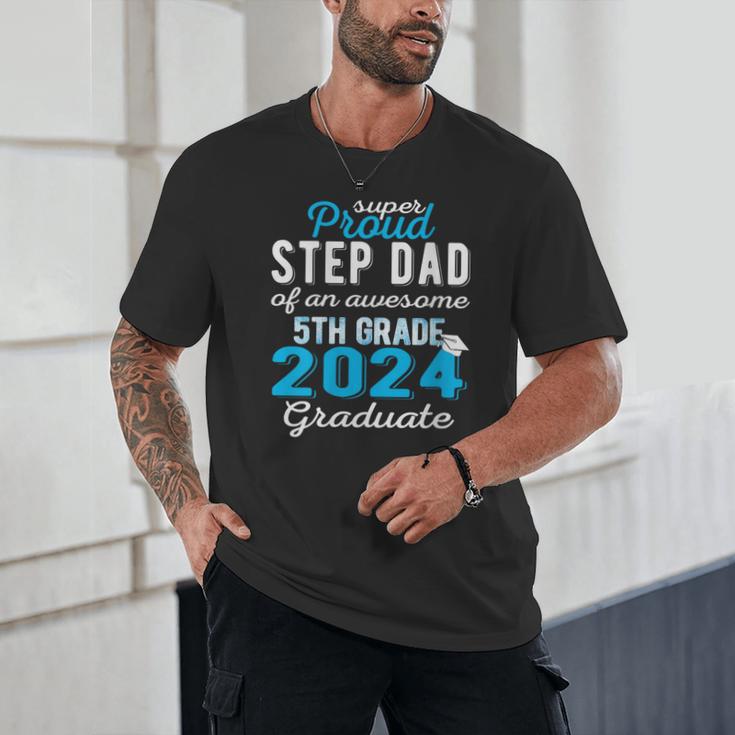 Proud Step Dad Of 5th Grade Graduate 2024 Family Graduation Unisex T-Shirt