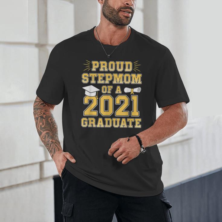 Proud Stepmom Of a 2021 Graduate School Graduation Party Unisex T-Shirt