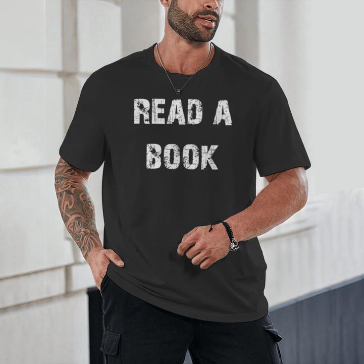 Read A Book Expand Your Mind Unisex T-Shirt