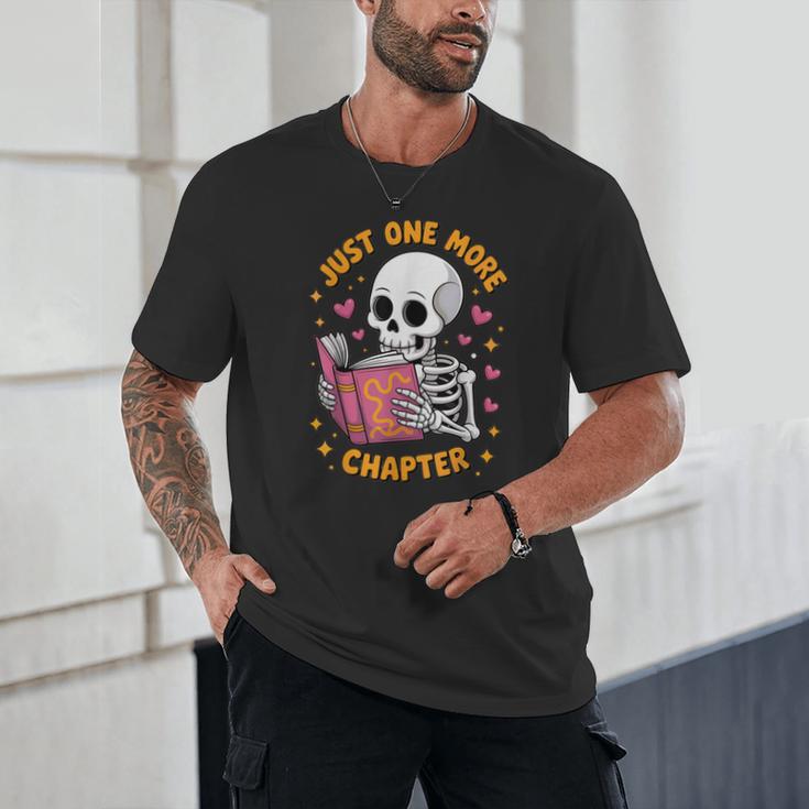 Read Books Lover Bookworm Cute Reading Just One More Chapter Unisex T-Shirt