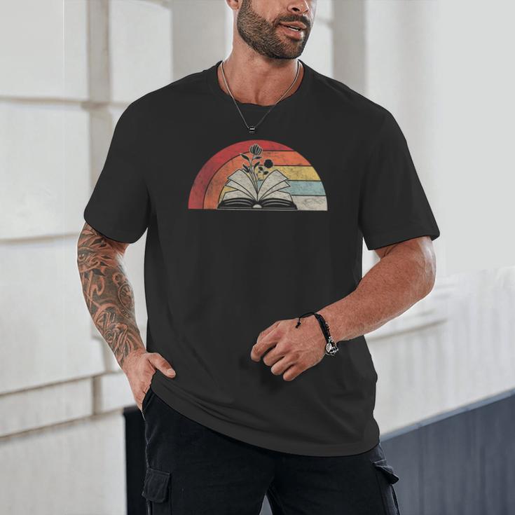 Retro Vintage Wildflowers Book Shirt Book Lover Unisex T-Shirt