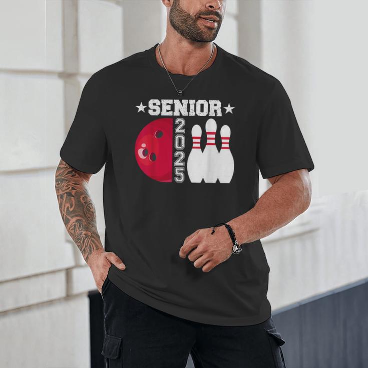 Senior 2025 Bowling Player Class Of 2025 Graduation Seniors Unisex T-Shirt