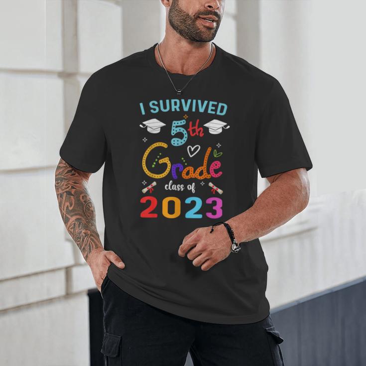 I Survived 5th Grade Graduation Class 2023 Elementary Unisex T-Shirt