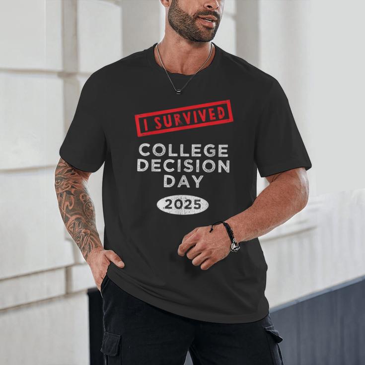 I Survived College Decision Day Graduation Class Of 25 Unisex T-Shirt