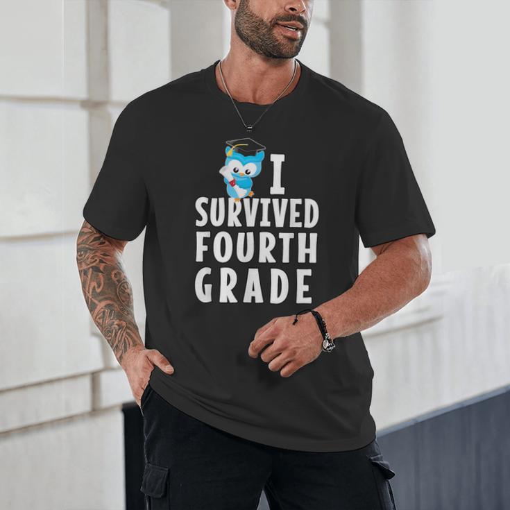 I Survived Fourth Grade Graduation Kids Owl Grad Unisex T-Shirt